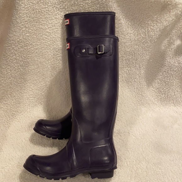 Women’s “Hunter” Rainboots..Purple…Sz 9..Tall - Picture 2 of 6